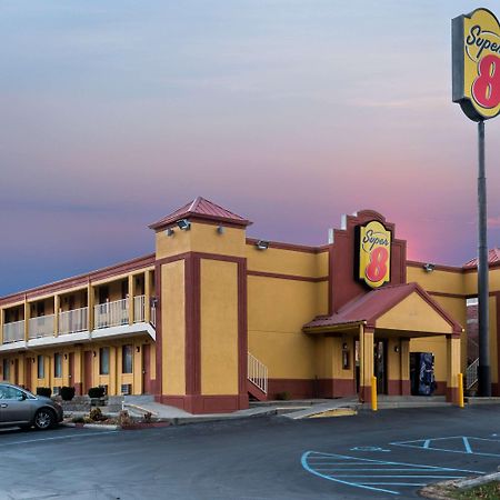 Super 8 By Wyndham Indianapolis-Southport Rd Motell Exteriör bild