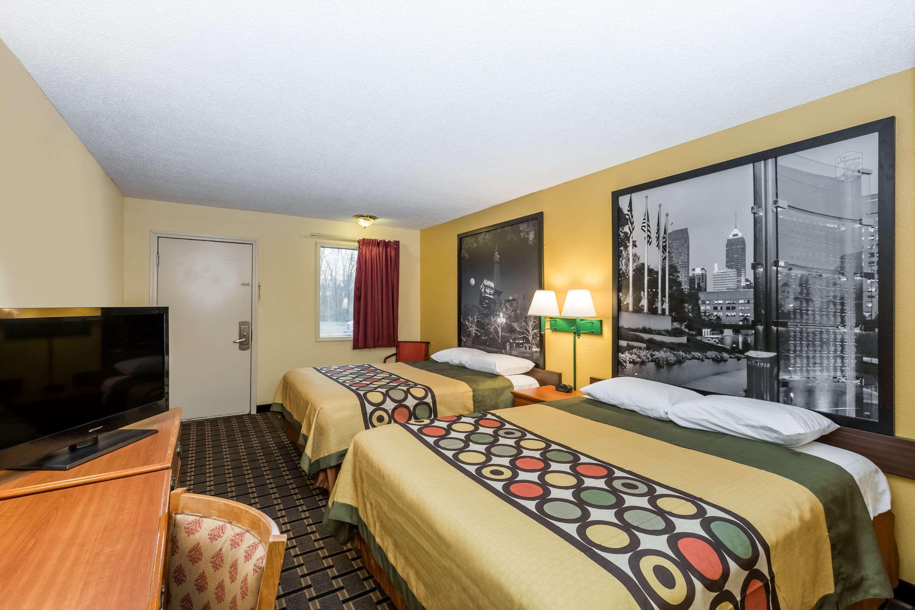 Super 8 By Wyndham Indianapolis-Southport Rd Motell Exteriör bild