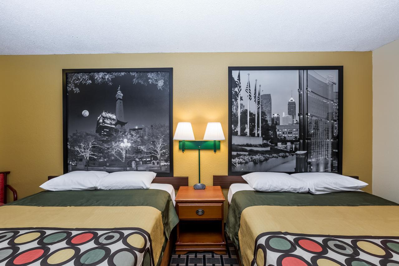 Super 8 By Wyndham Indianapolis-Southport Rd Motell Exteriör bild